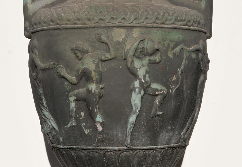 Greek style vase and its egyptian base, cast iron Greek style vase and its egyptian base, cast iron-8