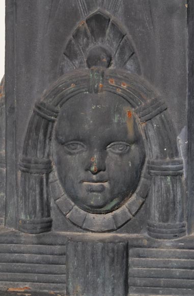 Greek style vase and its egyptian base, cast iron Greek style vase and its egyptian base, cast iron-10