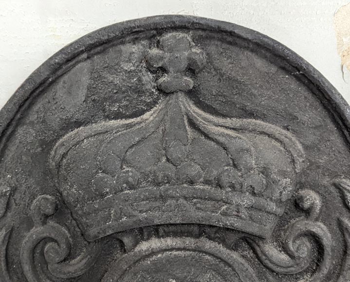 Small fireback with arms of France Small fireback with arms of France-2