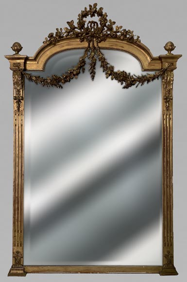 Napoleon III style gilded trumeau with pilasters and flower garlands Napoleon III style gilded trumeau with pilasters and flower garlands-0