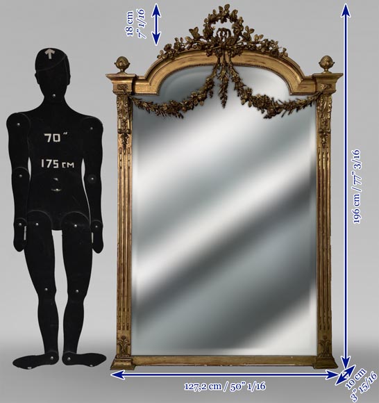 Napoleon III style gilded trumeau with pilasters and flower garlands Napoleon III style gilded trumeau with pilasters and flower garlands-10