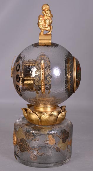 L’Escalier de CRISTAL – Japonist Glass Clock in the Shape of a Sphere Emerging from a Lotus Flower L’Escalier de CRISTAL – Japonist Glass Clock in the Shape of a Sphere Emerging from a Lotus Flower-2