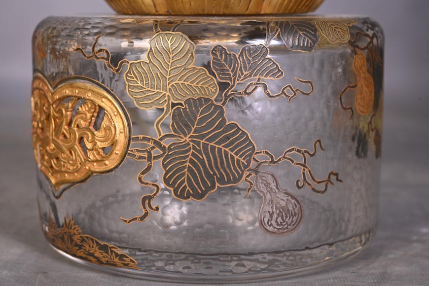 L’Escalier de CRISTAL – Japonist Glass Clock in the Shape of a Sphere Emerging from a Lotus Flower L’Escalier de CRISTAL – Japonist Glass Clock in the Shape of a Sphere Emerging from a Lotus Flower-14