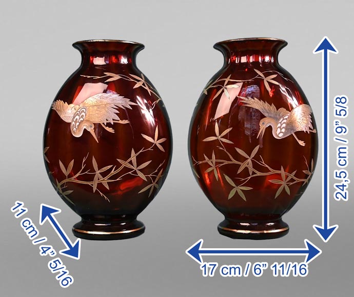 Cristallerie Saint-Louis, Pair of ruby vases with Japanese decoration, c. 1880 Cristallerie Saint-Louis, Pair of ruby vases with Japanese decoration, c. 1880-2