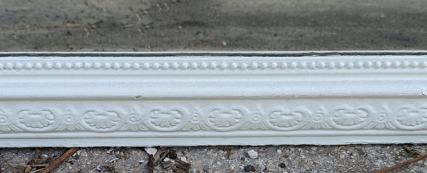 Napoleon III-style trumeau with coat of arms and winged creatures Napoleon III-style trumeau with coat of arms and winged creatures-4