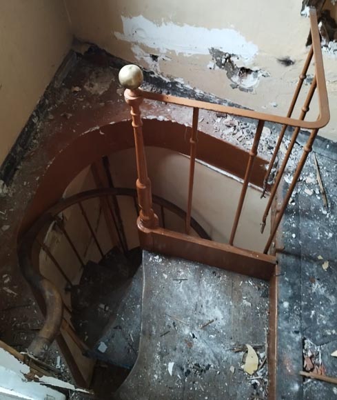 Small spiral staircase Small spiral staircase-1