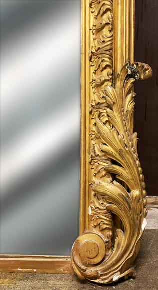 Large gilded trumeau with central medallion in the Napoleon III style Large gilded trumeau with central medallion in the Napoleon III style-9