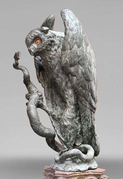 Anonymous, Bronze statue of a Eurasian eagle-owl clutching a snake, late 19th-early 20th century-0