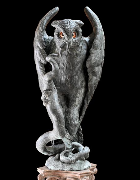 Anonymous, Bronze statue of a Eurasian eagle-owl clutching a snake, late 19th-early 20th century-1