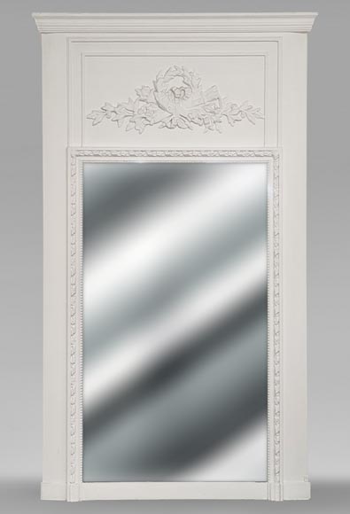 Louis XVI style trumeau decorated with a laurel wreath Louis XVI style trumeau decorated with a laurel wreath-0