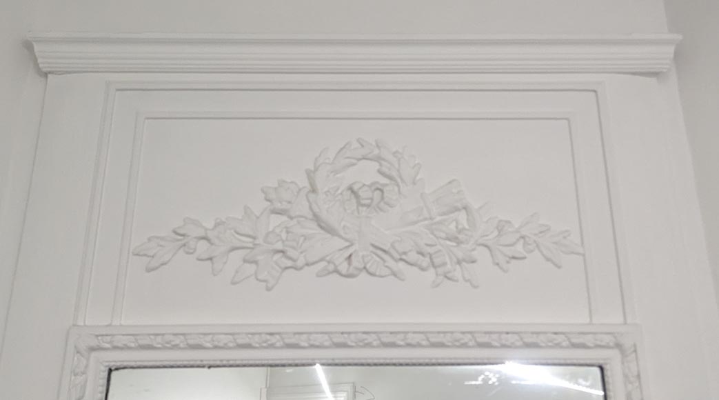 Louis XVI style trumeau decorated with a laurel wreath Louis XVI style trumeau decorated with a laurel wreath-1