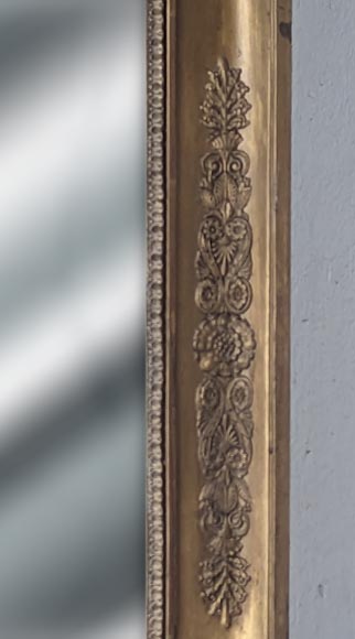 Restoration-period bronze trumeau decorated with a palmette Restoration-period bronze trumeau decorated with a palmette-3