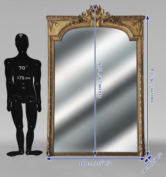 Regency-style gilded trumeau decorated with a cut leather shell Regency-style gilded trumeau decorated with a cut leather shell-7