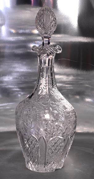 Pair of Engraved Crystal Wine Decanters, Cristallerie de Saint-Louis-1