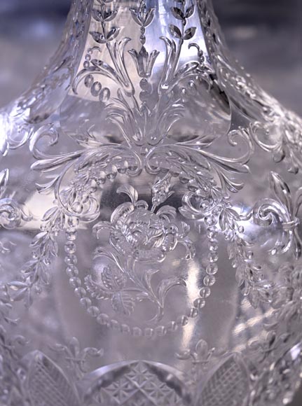 Pair of Engraved Crystal Wine Decanters, Cristallerie de Saint-Louis-6
