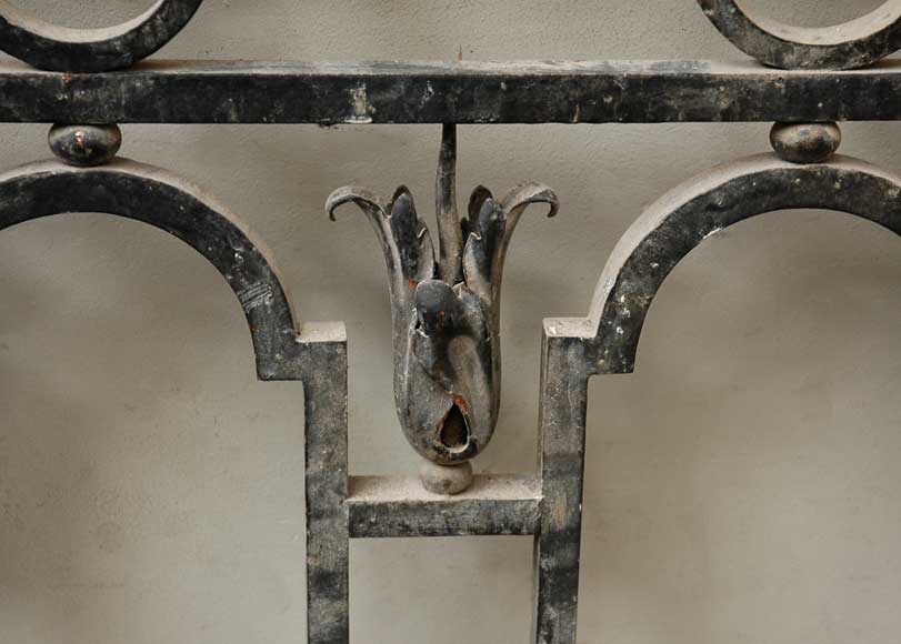 Cast iron banister with brass hand rail Cast iron banister with brass hand rail-6