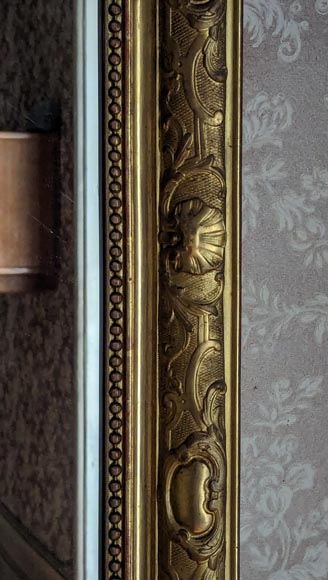 Large Regence style gilded trumeau surmounted by a palm leaf Large Regence style gilded trumeau surmounted by a palm leaf-5
