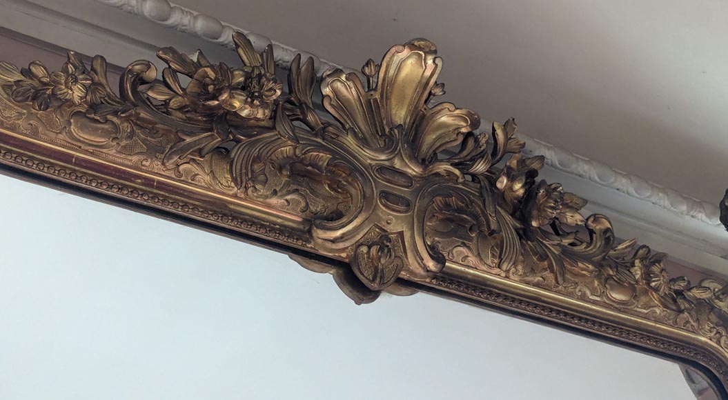 Regency-style gilded trumeau Regency-style gilded trumeau-2