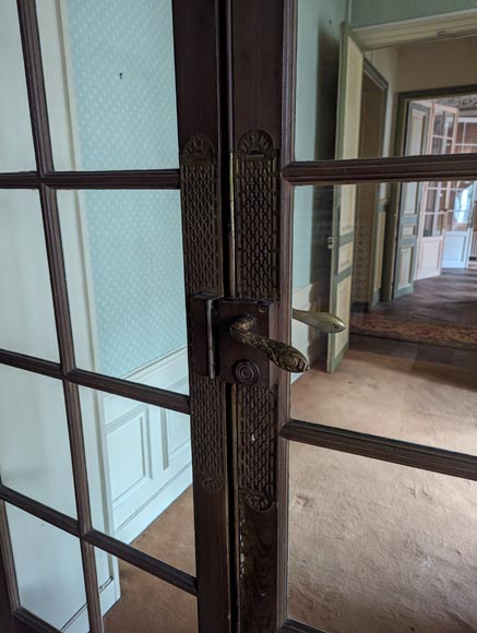 Small-paned double door Small-paned double door-6