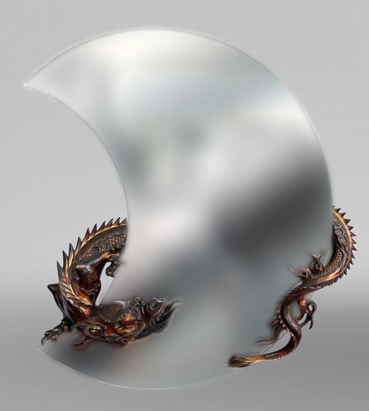 Gabriel Viardot (attributed to), Japanese-style mirror in the shape of a crescent moon adorned with bronze dragons Gabriel Viardot (attributed to), Japanese-style mirror in the shape of a crescent moon adorned with bronze dragons-0