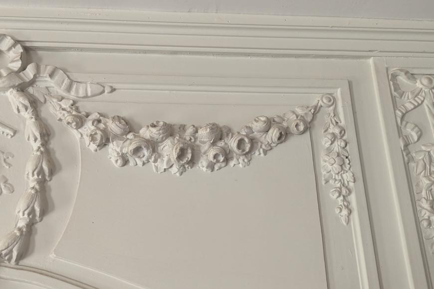 Louis XVI style trumeau with flower garland and medallion Louis XVI style trumeau with flower garland and medallion-3