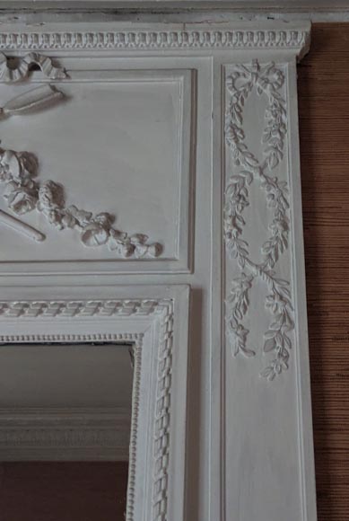 Small Louis XVI style trumeau with rose wreath Small Louis XVI style trumeau with rose wreath-3