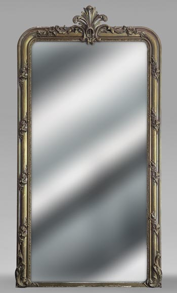 Louis XV style trumeau adorned with a palmette in gilded paint Louis XV style trumeau adorned with a palmette in gilded paint-0