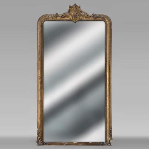 Louis XV-style gilded trumeau with engraved decoration