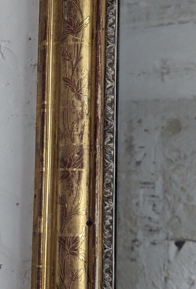 Louis XV style gilded trumeau with openwork shells Louis XV style gilded trumeau with openwork shells-4