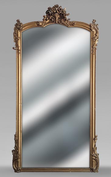 Napoleon style trumeau decorated with a bouquet of flowers, painted Napoleon style trumeau decorated with a bouquet of flowers, painted-0