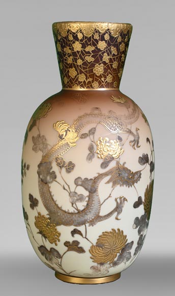 Jules Barbe for Thomas Webb (attributed to), Japanese-style Vase with Dragons, late 19th Century Jules Barbe for Thomas Webb (attributed to), Japanese-style Vase with Dragons, late 19th Century -0