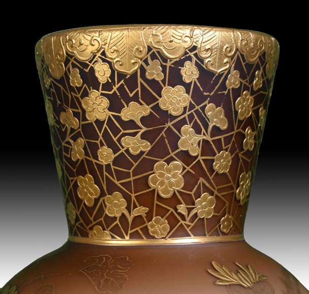 Jules Barbe for Thomas Webb (attributed to), Japanese-style Vase with Dragons, late 19th Century Jules Barbe for Thomas Webb (attributed to), Japanese-style Vase with Dragons, late 19th Century -4