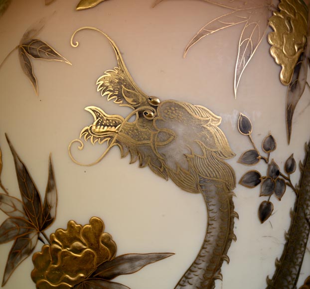 Jules Barbe for Thomas Webb (attributed to), Japanese-style Vase with Dragons, late 19th Century Jules Barbe for Thomas Webb (attributed to), Japanese-style Vase with Dragons, late 19th Century -5