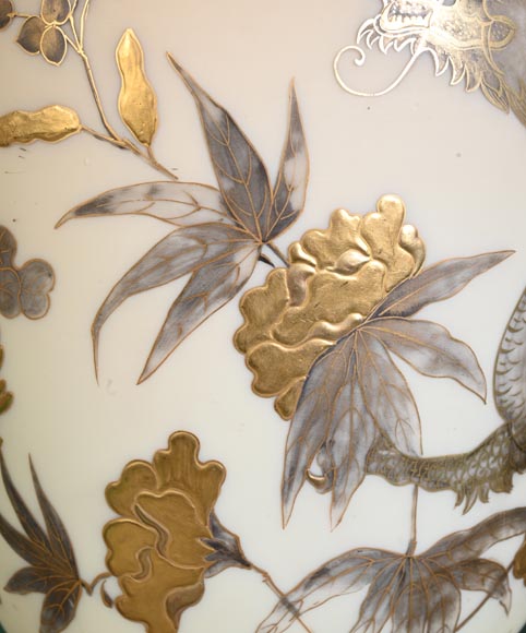 Jules Barbe for Thomas Webb (attributed to), Japanese-style Vase with Dragons, late 19th Century Jules Barbe for Thomas Webb (attributed to), Japanese-style Vase with Dragons, late 19th Century -10