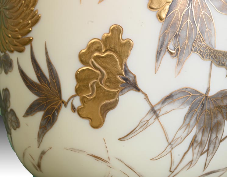 Jules Barbe for Thomas Webb (attributed to), Japanese-style Vase with Dragons, late 19th Century Jules Barbe for Thomas Webb (attributed to), Japanese-style Vase with Dragons, late 19th Century -11