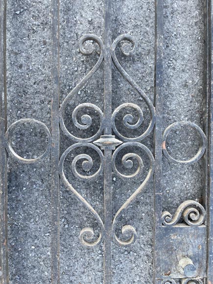Pair of double-leaf gates in cast iron, with its frame Pair of double-leaf gates in cast iron, with its frame-4