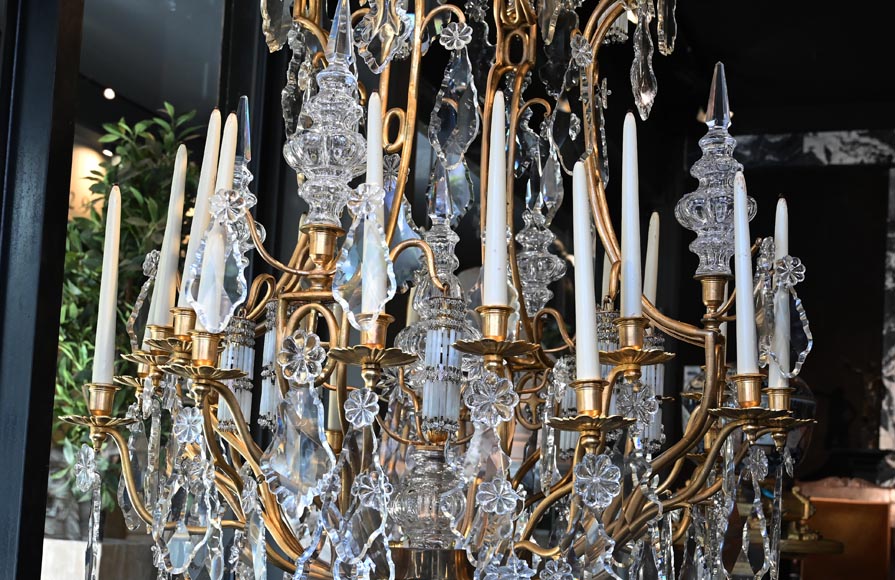 Twenty-Four-Arm Chandelier Based on Château de Versailles Chandeliers, 20th century Twenty-Four-Arm Chandelier Based on Château de Versailles Chandeliers, 20th century-7