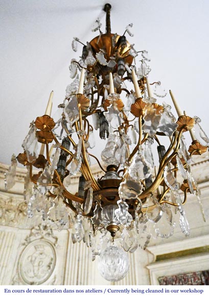 Twenty-four light-arm chandelier decorated with crystals-3