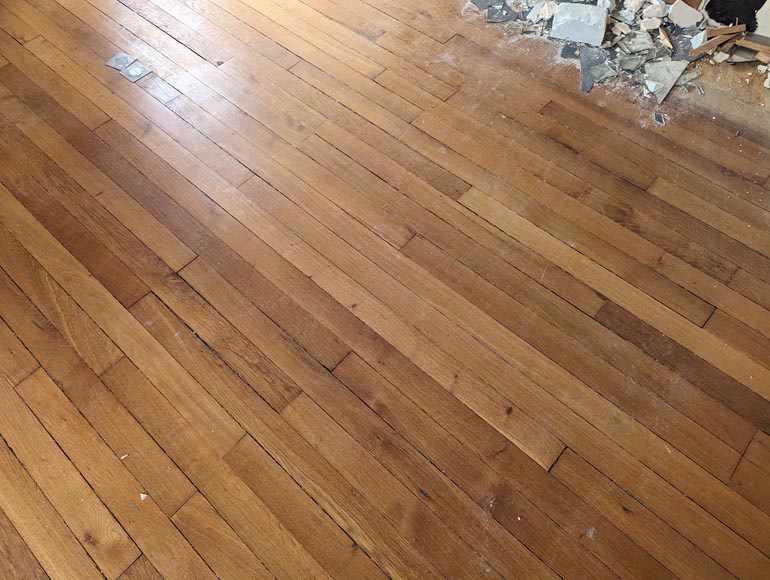 Approx. 28 m² of linear parquet flooring Approx. 28 m² of linear parquet flooring-1