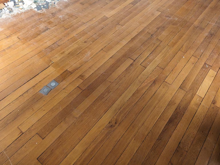 Approx. 28 m² of linear parquet flooring Approx. 28 m² of linear parquet flooring-2