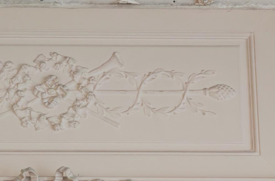 Louis XVI style trumeau decorated with a wreath of flowers Louis XVI style trumeau decorated with a wreath of flowers-4