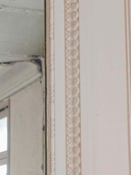 Louis XVI style trumeau decorated with a wreath of flowers Louis XVI style trumeau decorated with a wreath of flowers-5