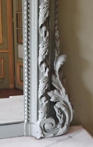 Louis XVI style trumeau richly decorated with a wreath of flowers Louis XVI style trumeau richly decorated with a wreath of flowers-4