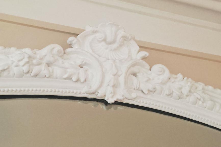 Regence style trumeau topped with a shell Regence style trumeau topped with a shell-2