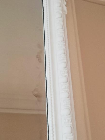 Regence style trumeau topped with a shell Regence style trumeau topped with a shell-4