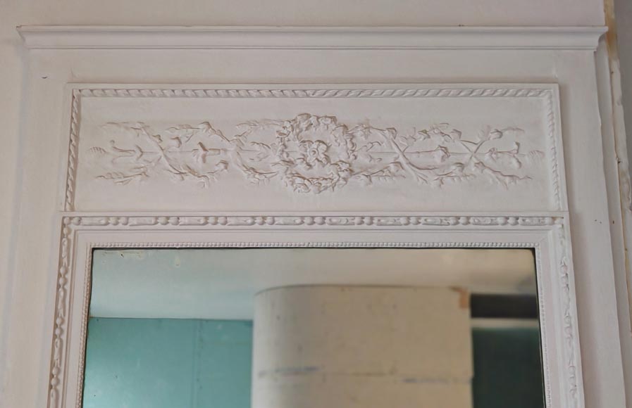 Louis XVI style trumeau decorated with a wreath of flowers Louis XVI style trumeau decorated with a wreath of flowers-1