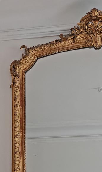 Large Regence style gilded trumeau topped by a shell Large Regence style gilded trumeau topped by a shell-2