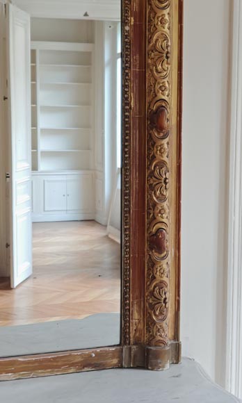 Large Regence style gilded trumeau adorned with an openwork shell Large Regence style gilded trumeau adorned with an openwork shell-8