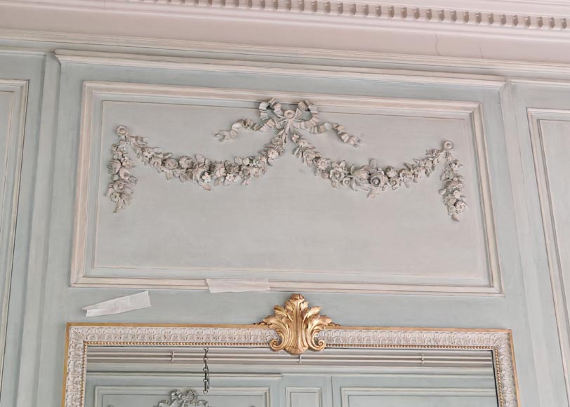 Napoleon III style trumeau in wood adorned with a garland of flowers Napoleon III style trumeau in wood adorned with a garland of flowers-1