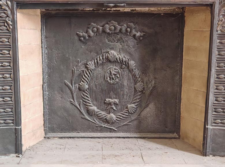 Small plaque on the collar of the Order of Saint Michael Small plaque on the collar of the Order of Saint Michael-1